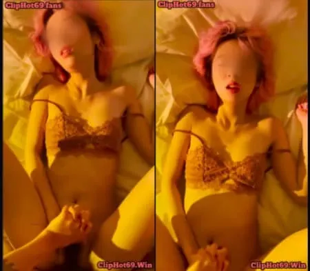 Chăn em teen mình dây tóc hồng