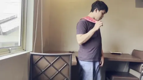 Gái dâm đi masage chân gạ gẫm em nhân viên bú cu liếm lồn địt nhau dâm đãng kích tích