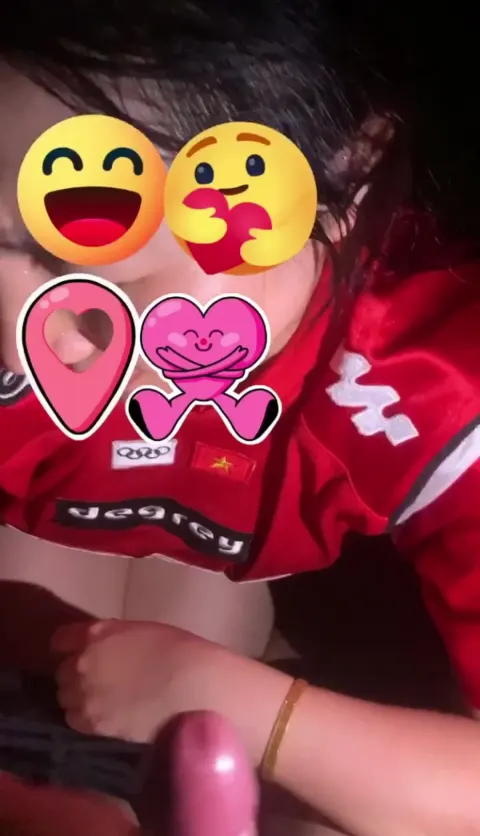 Rủ cô bạn thân đi hóng gió kết quả tinh đầy mặt
