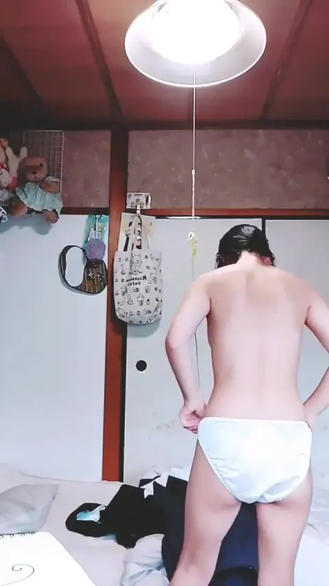 Vừa học về là show cho anh người yêu xem liền